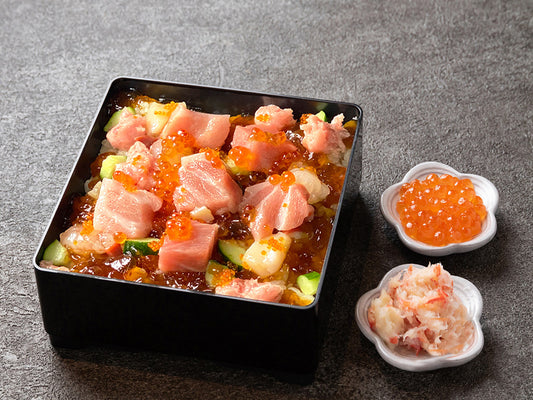 【Salmon Roe and Crab】 Medium-fatty Tuna Seafood Jewelry Box